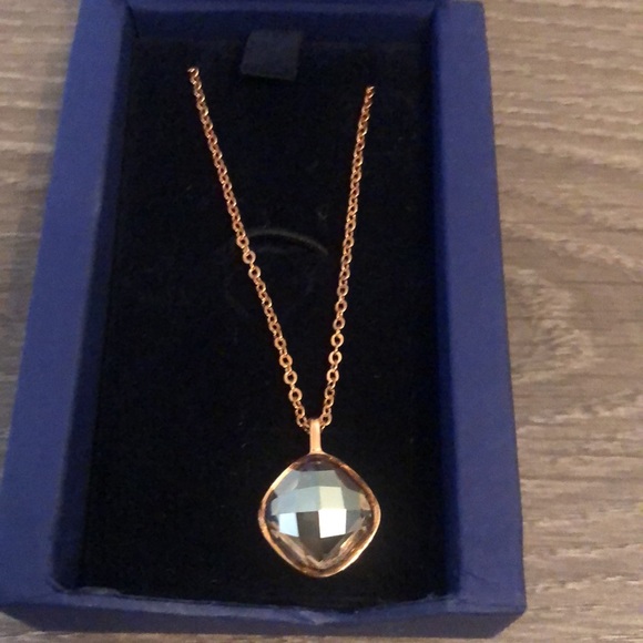 Swarovski necklace pendant - Picture 2 of 3